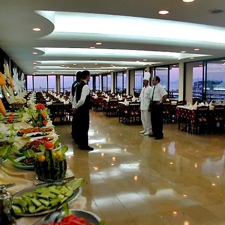Ozcelik Kusadasi