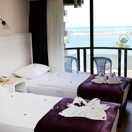 Ozcelik Hotel Kusadasi