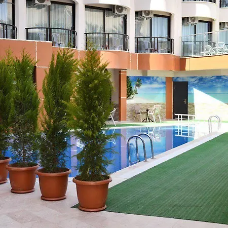 Ozcelik Отель 4*
